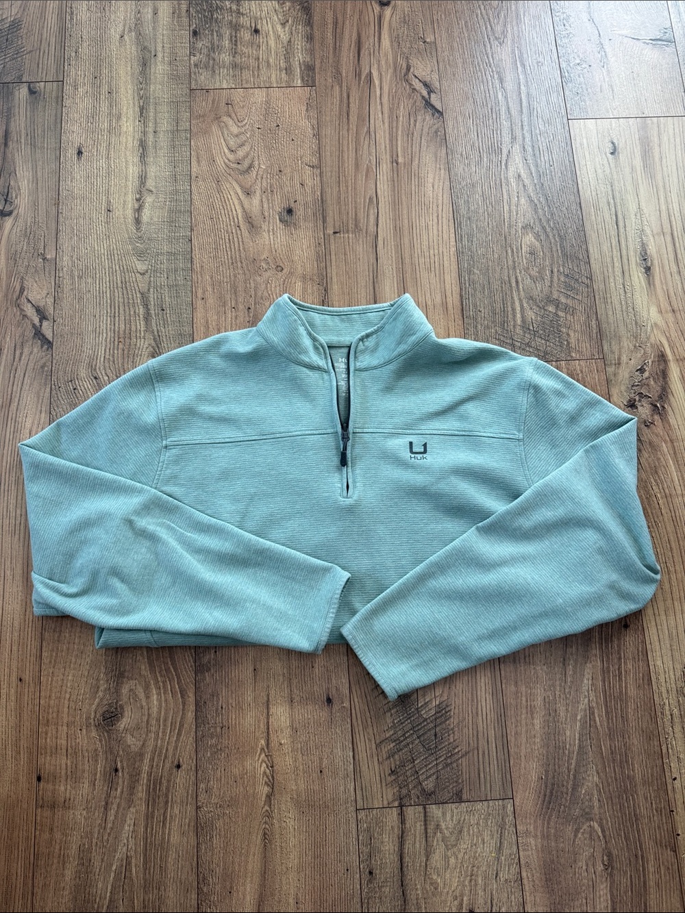 Huk Men's Light Green Quarter-Zip Pullover Sweater